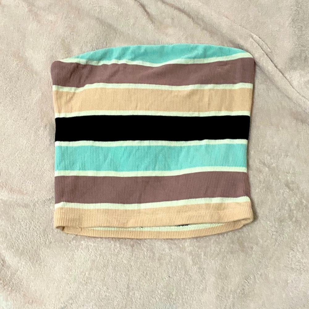 AE Crop Top